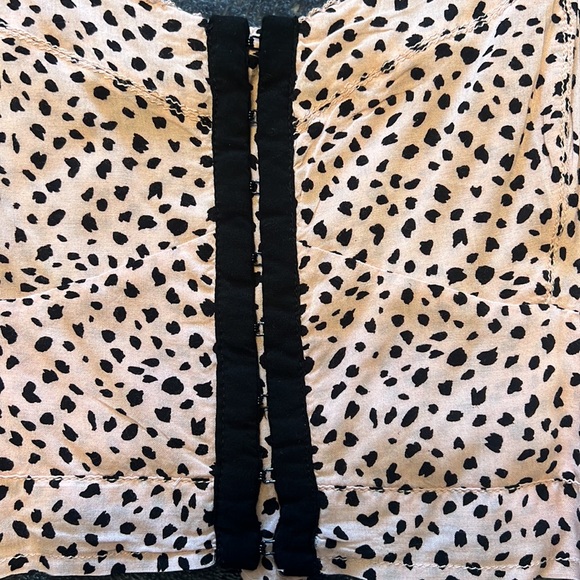 Size S Garage crop tank - Picture 3 of 3